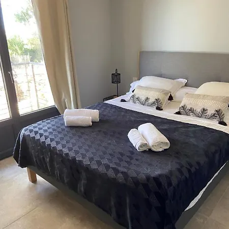 فيلة Monteleone *